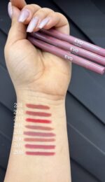 خط لب شمعی اوو Evo wax lipstickرنگ بندی جذاب - تصویر 2
